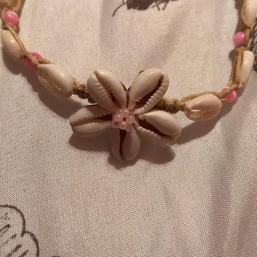 Flower necklace